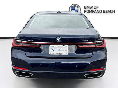 2022 BMW 750 i xDrive
