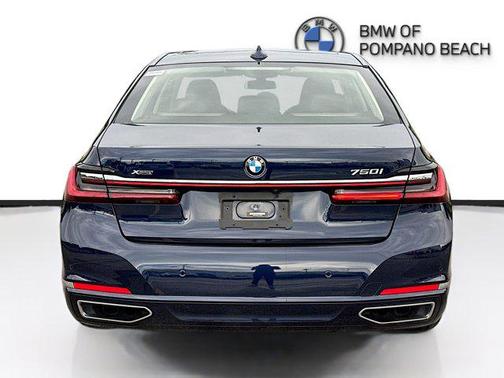 2022 BMW 750 i xDrive
