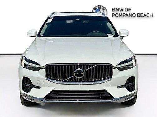 2023 Volvo XC60 B5 Plus Bright Theme