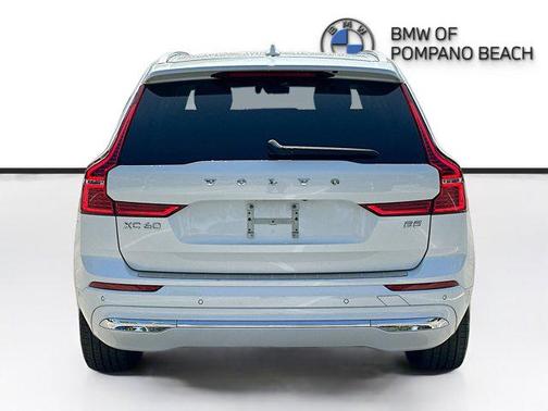 2023 Volvo XC60 B5 Plus Bright Theme