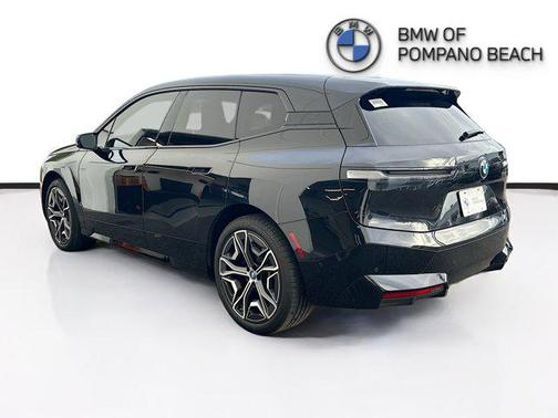 2025 BMW iX xDrive50