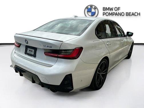 2023 BMW 330 330i