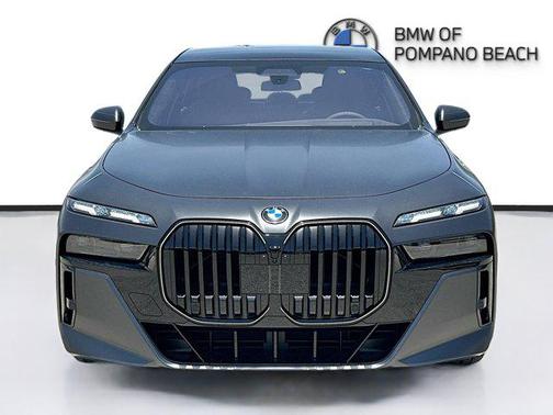 2025 BMW 760 i xDrive