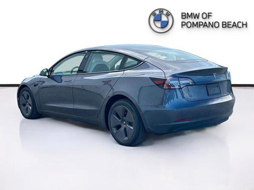 2022 Tesla Model 3 Standard Range