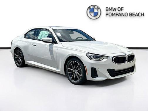 2025 BMW 230 i