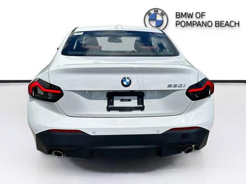 2025 BMW 230 i