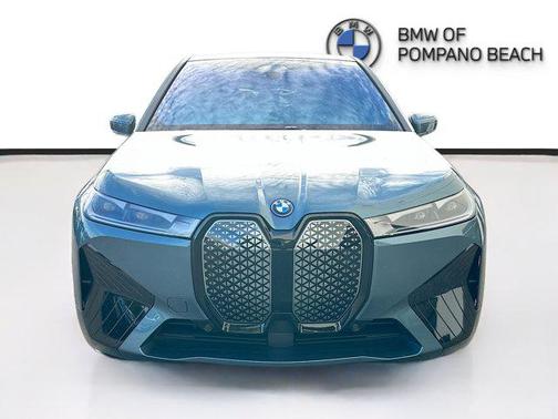 2025 BMW iX xDrive50