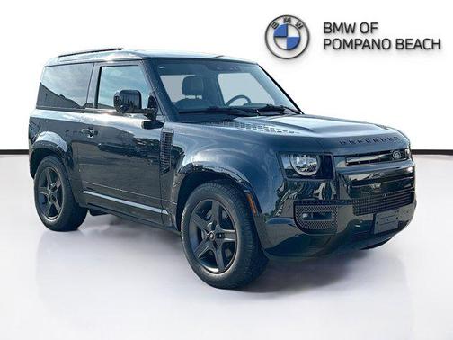 2024 Land Rover Defender 90 P400 X-Dynamic SE