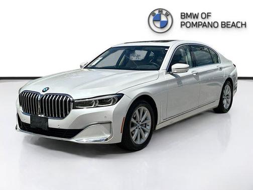 2022 BMW 740 i xDrive