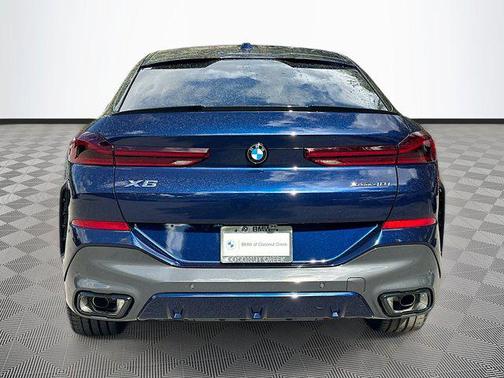 2026 BMW X6 xDrive40i