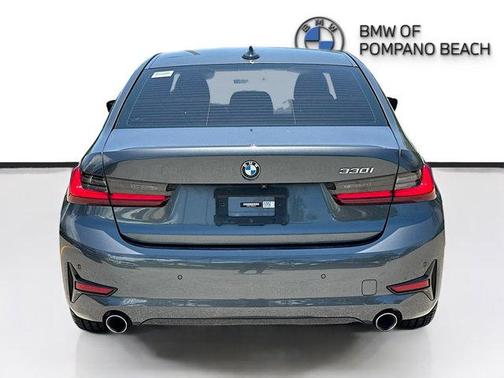 2022 BMW 330 330i