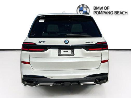 2024 BMW X7 xDrive40i