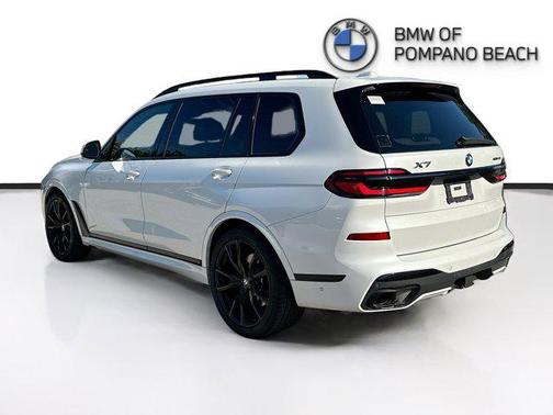 2024 BMW X7 xDrive40i