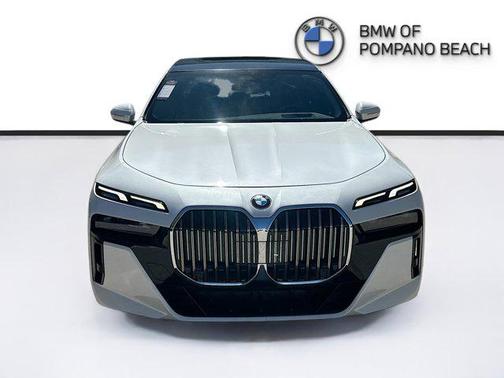 2023 BMW 740 i