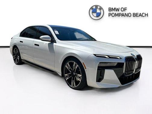 2023 BMW 740 i