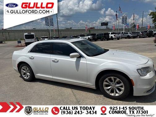 2016 Chrysler 300 Limited