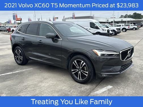 Pine Gray Metallic 2021 Volvo XC60 T5 MOMENTUM