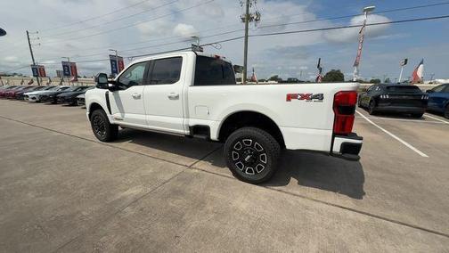 2025 Ford F-250 Platinum