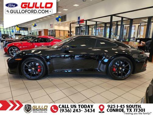 2025 Porsche 911 Carrera