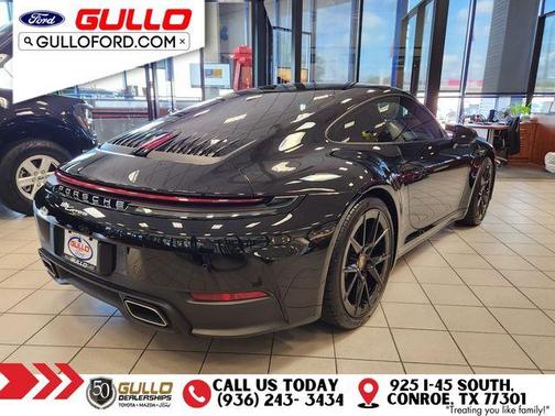 2025 Porsche 911 Carrera