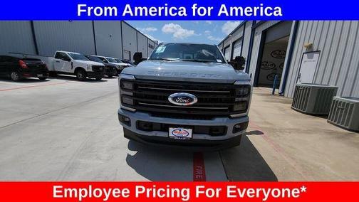 2025 Ford F-250 Platinum