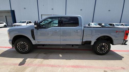 2025 Ford F-250 Platinum