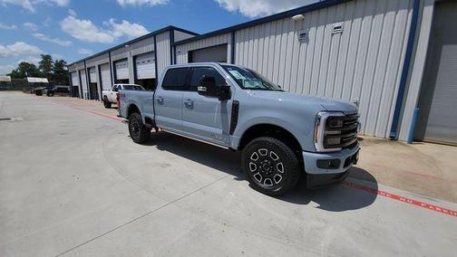 2025 Ford F-250 Platinum