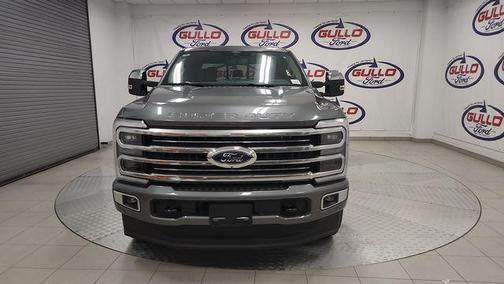 2025 Ford F-250 Platinum
