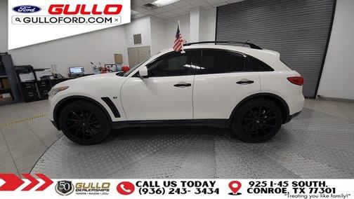 2016 INFINITI QX70 Base
