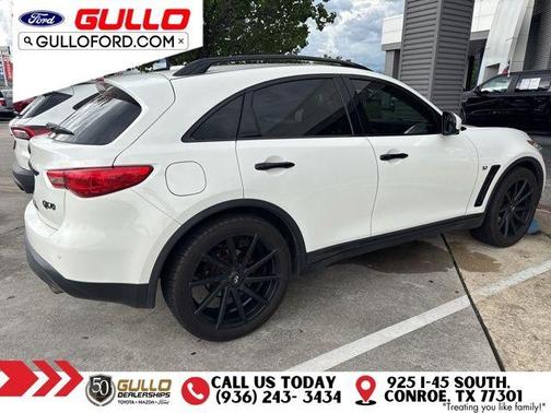 2016 INFINITI QX70 Base