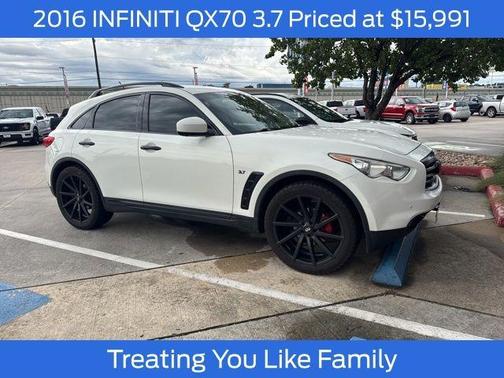 2016 INFINITI QX70 Base