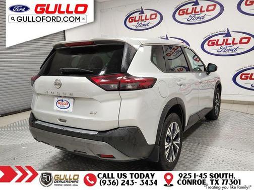 2022 Nissan Rogue SV