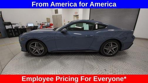 2025 Ford Mustang EcoBoost