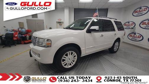 2013 Lincoln Navigator Base