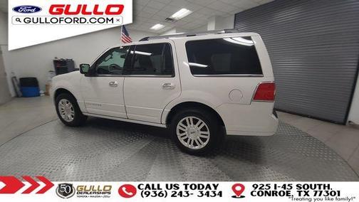 2013 Lincoln Navigator Base