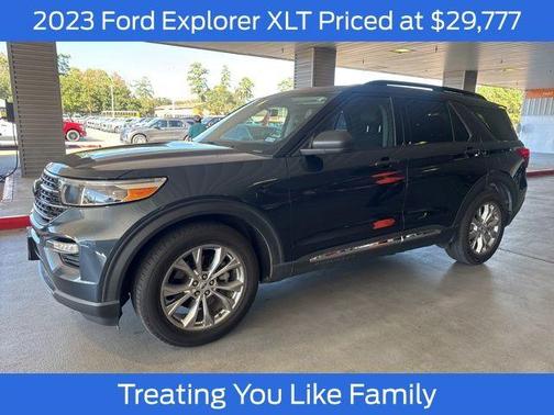 2023 Ford Explorer XLT