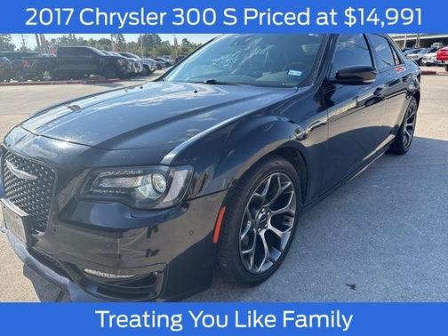 2017 Chrysler 300 S