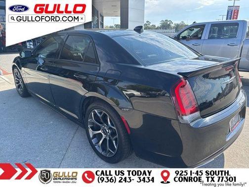 2017 Chrysler 300 S