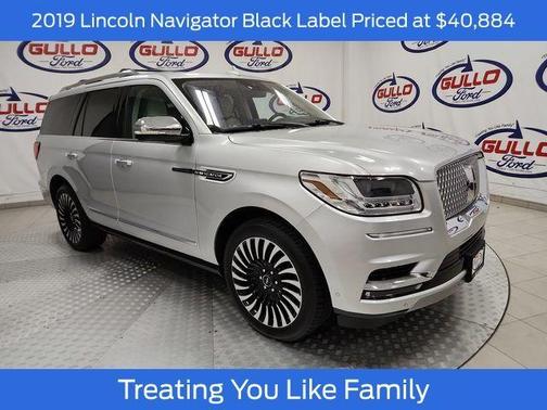 2019 Lincoln Navigator Black Label
