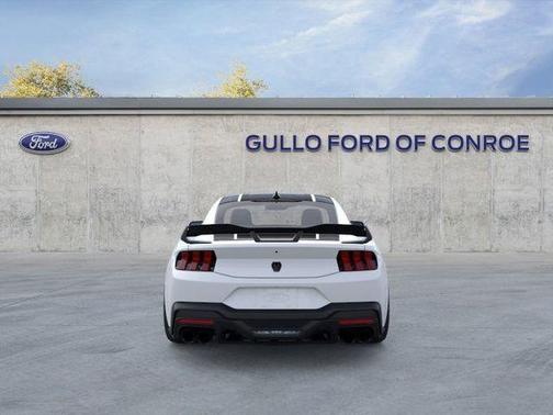 2025 Ford Mustang Dark Horse