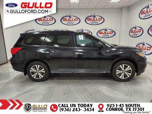 2020 Nissan Pathfinder S