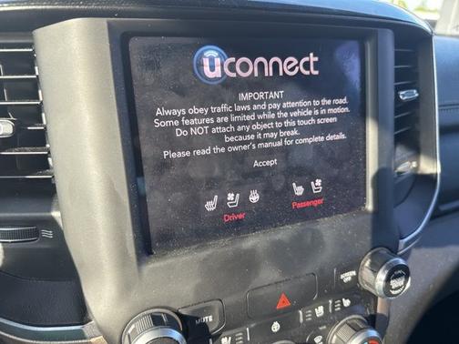 2019 RAM 1500 LARAMIE