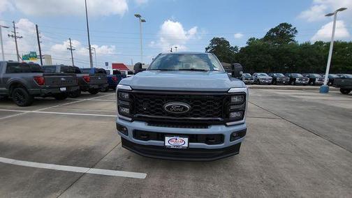 2025 Ford F-350 Lariat Super Duty