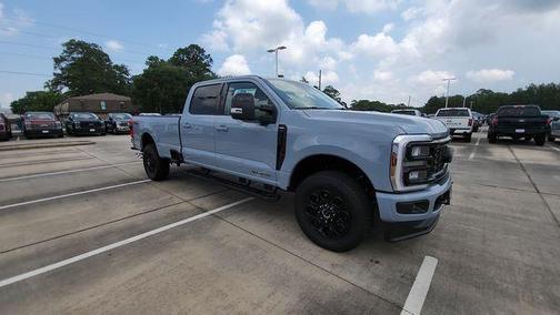2025 Ford F-350 Lariat Super Duty