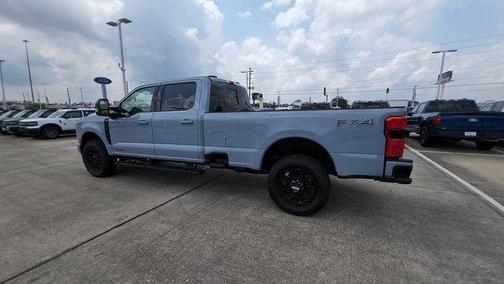 2025 Ford F-350 Lariat Super Duty