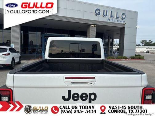 2023 Jeep Gladiator Overland