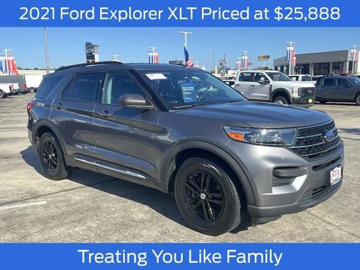 CARBONIZED GRAY METALLIC 2021 Ford Explorer XLT