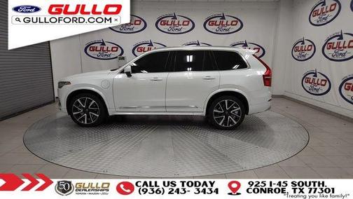 2022 Volvo XC90 Recharge Plug-In Hybrid T8 Inscription Expression 7 Passenger