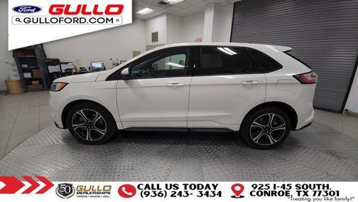 2022 Ford Edge ST