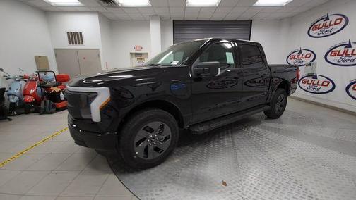 2025 Ford F-150 Lightning Flash